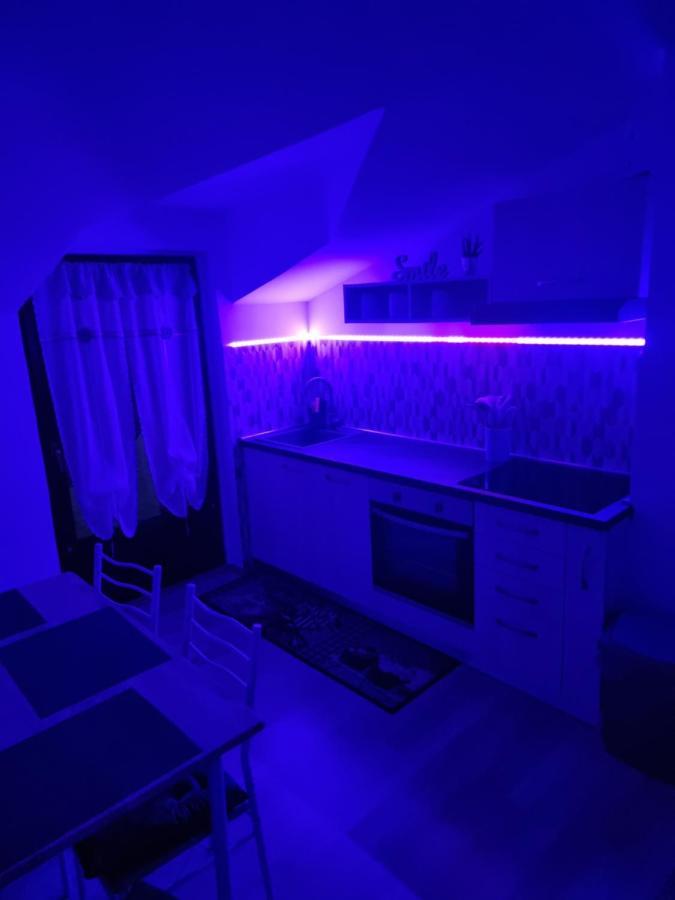Apartment Pharos Zambratija  Eksteriør bilde